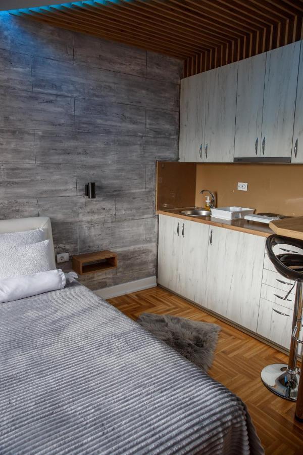 Apartman Studio Milica I Subotica Eksteriør bilde